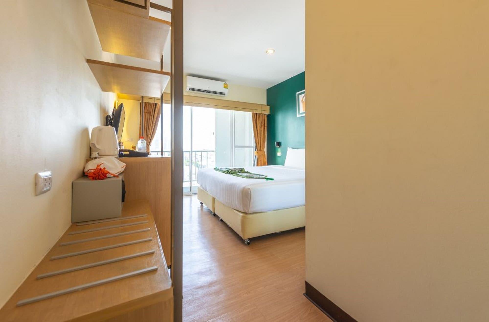 Klean Residence Hotel Bangkok Bagian luar foto