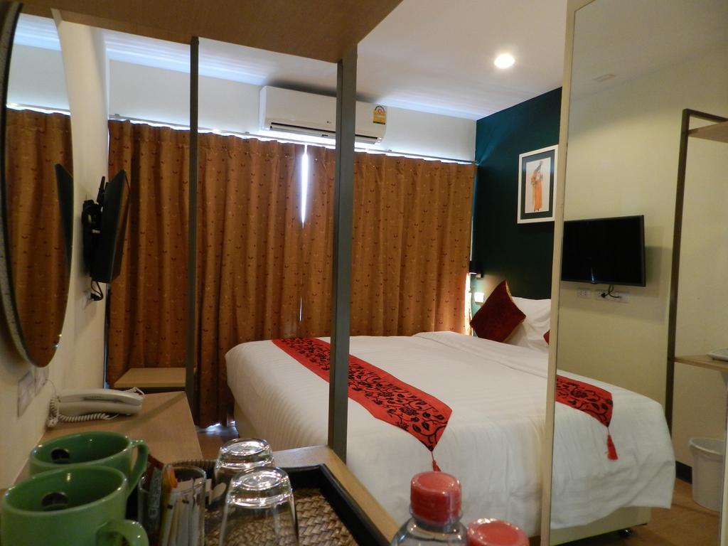 Klean Residence Hotel Bangkok Bagian luar foto